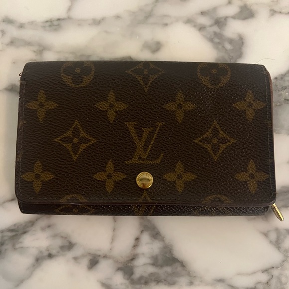 LOUIS VUITTON Porte Monnaie Billets Tresor Bifold Wallet Monogram - Picture 1 of 12